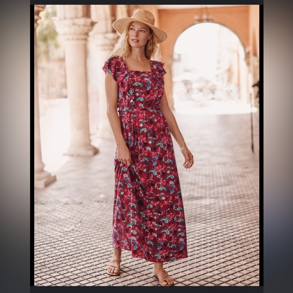🚺 Garnet Hill Dulce knit maxi dress
